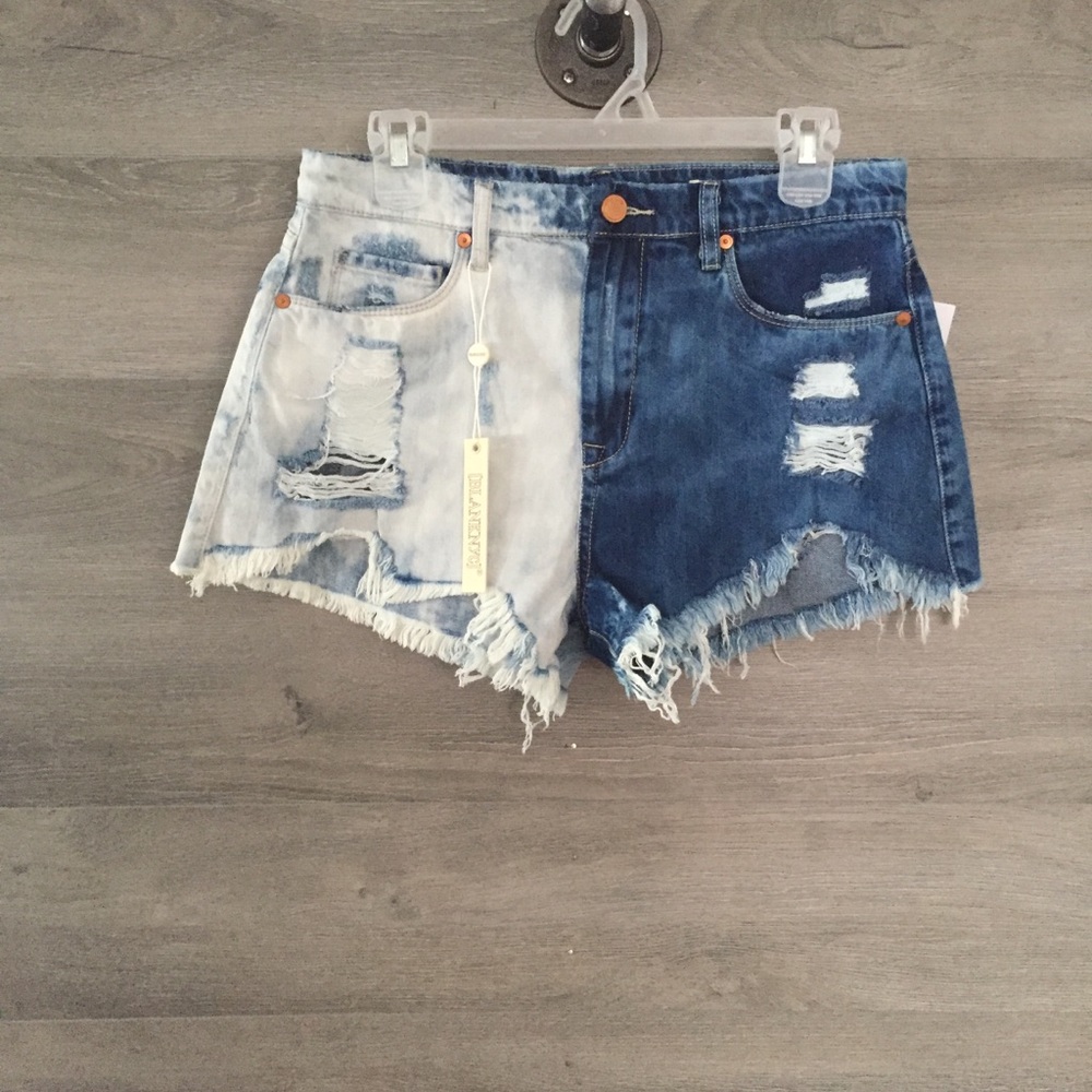 Blank NYC Wedge Short